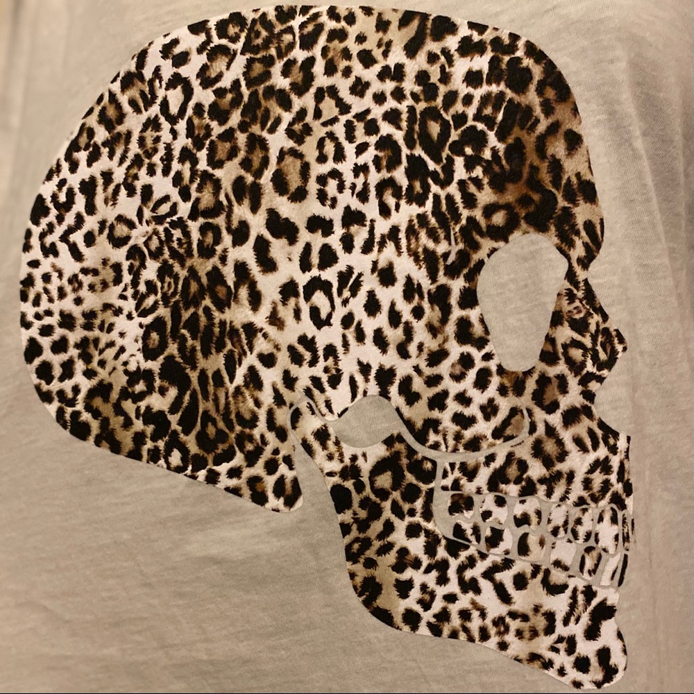 NWOT express one eleven cheetah print skull tee - Picture 4 of 6